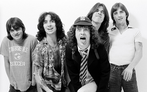 AC/DC : L'Électrochoc Brutal du Rock 'n' Roll